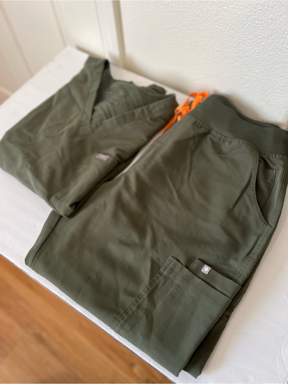 Figs Olive scrub sets. Top XXL & pants XL/P